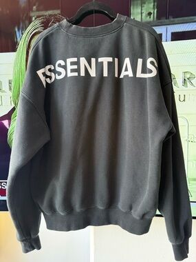 Fear of God ESSENTIALS Black Crewneck Sweatshirt Size Xs